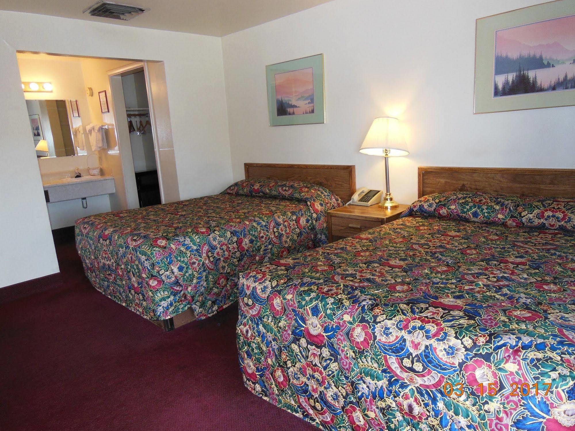 Super 8 By Wyndham Williams West Route 66 - Grand Canyon Area Eksteriør billede